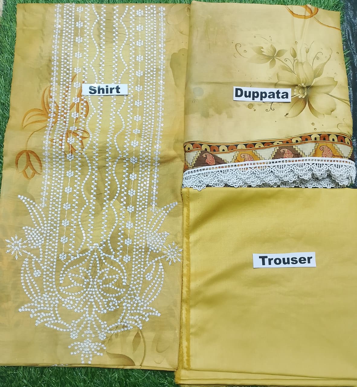 Muntaha Embroidered Luxury Fancy Embroidered 3pc D3