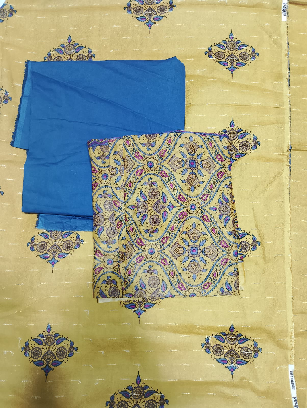 Nishat Premium Printed Lawn 3pc D10