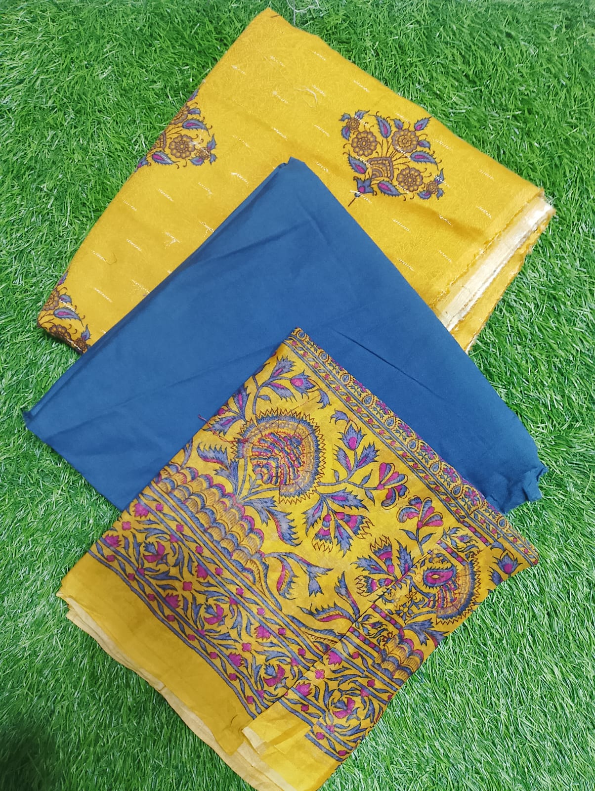 Nishat Premium Printed Lawn 3pc D10