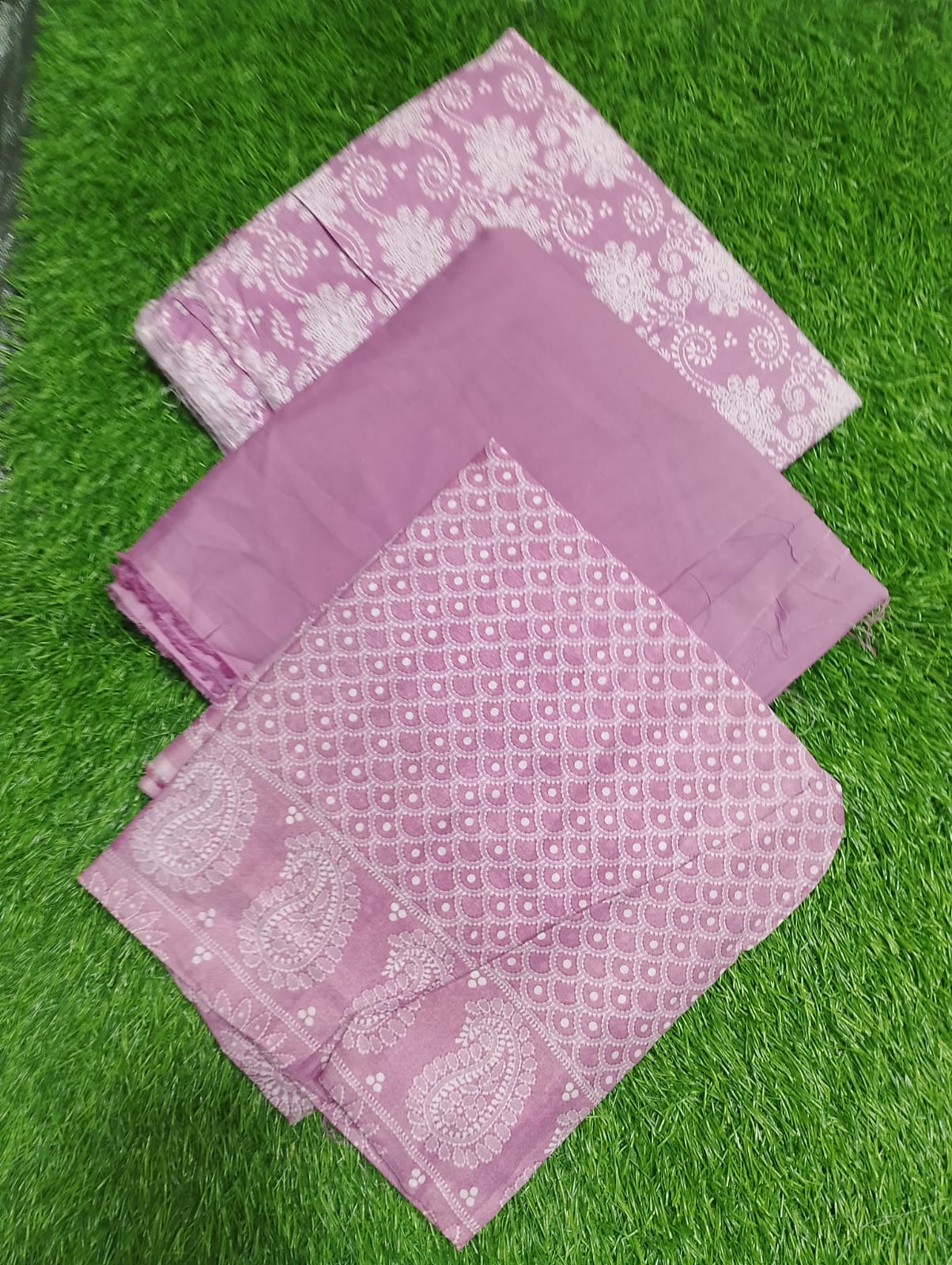 Nishat Premium Printed Lawn 3pc D11