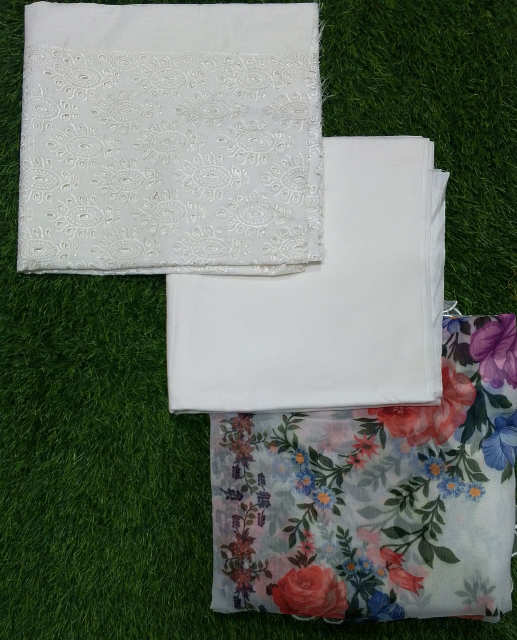 Noor-E-Khas Embroidered Lawn 3pc D1