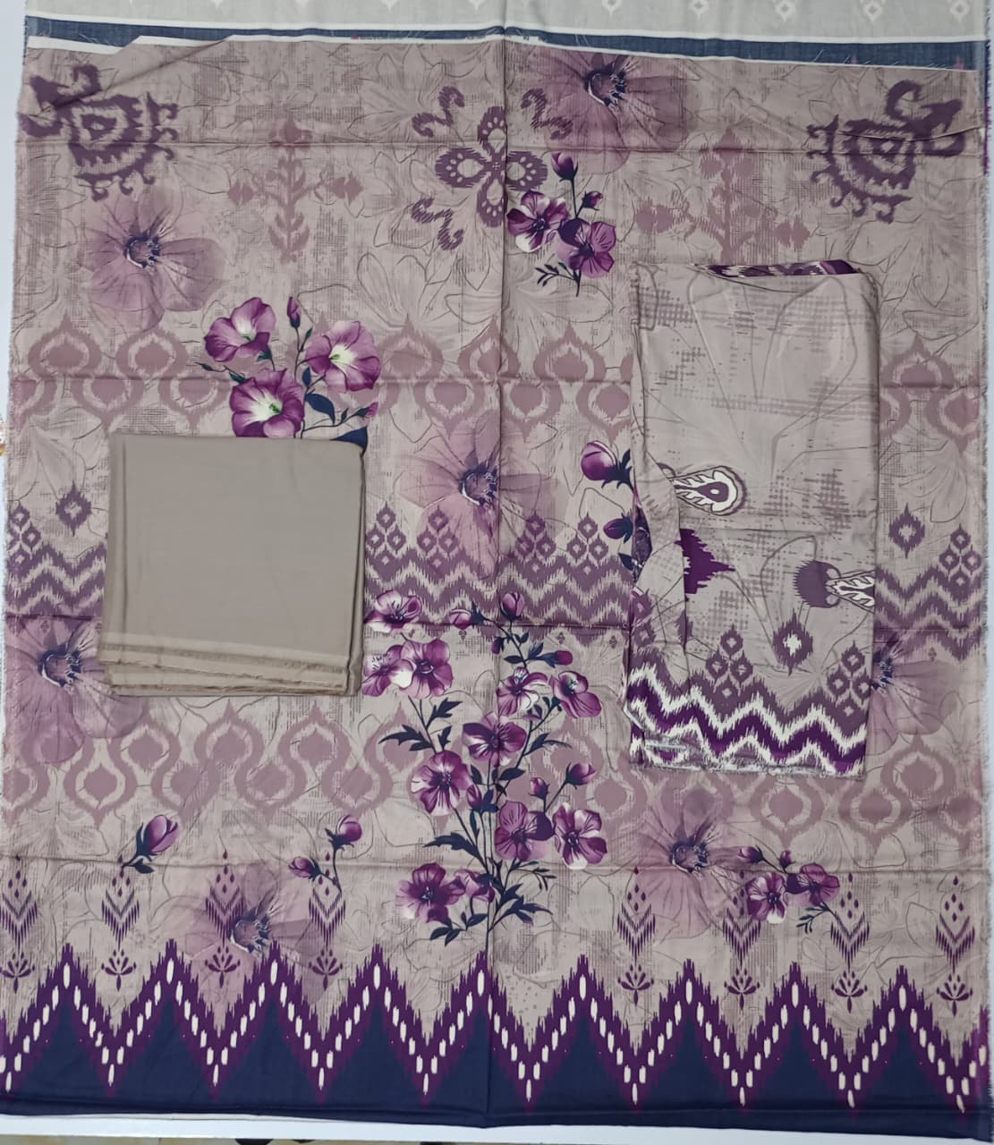 ALZOHAIB Printed Premium Linen 3-Piece Vol. 01 – D6