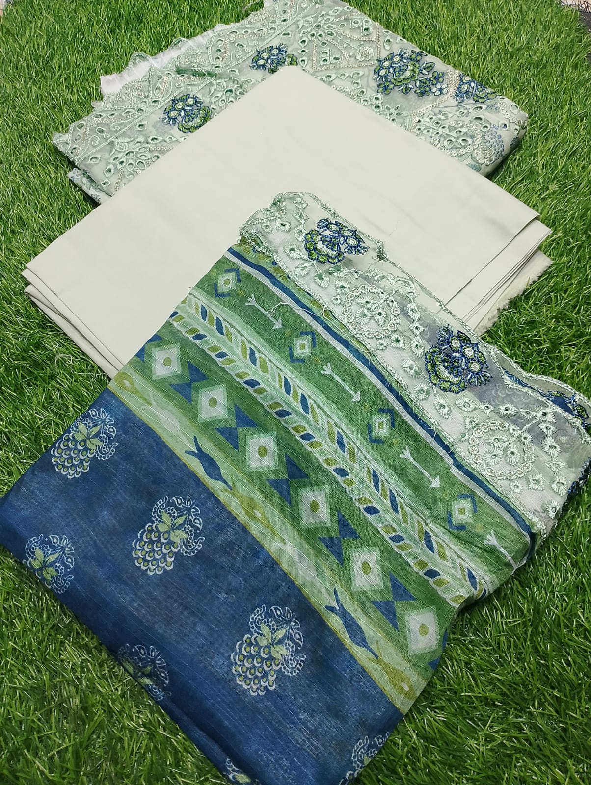 Rabail Premium Embroidered Summer Lawn 3PC Suit D2