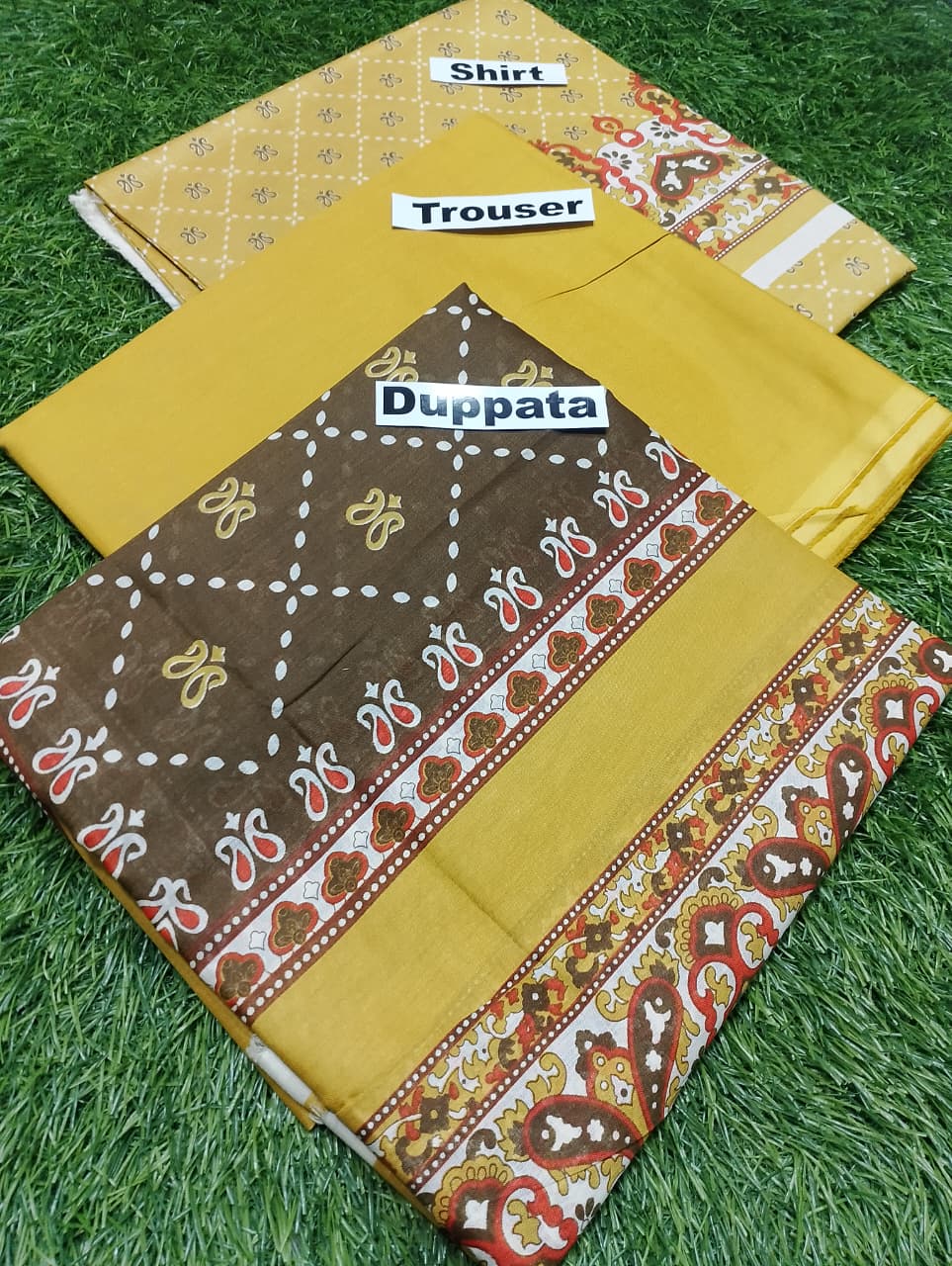 Bin Inam Rangoli Lawn 3pc Vol-2-D7