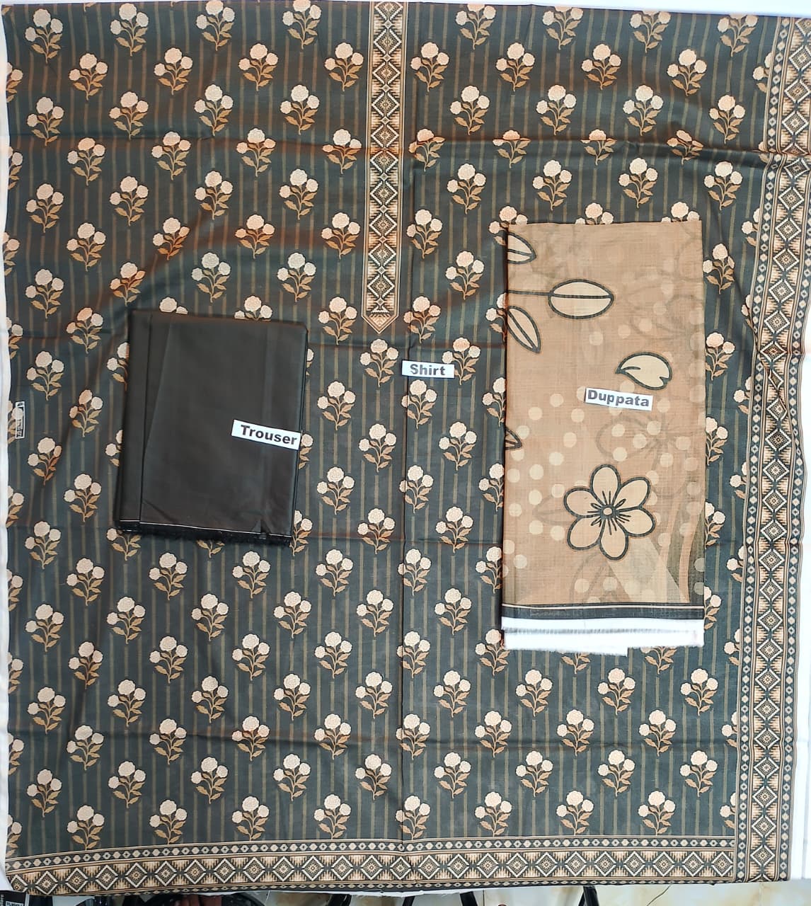Sabeen Exclusive Chamki Printed Lawn 3pc.Vol-2-D16