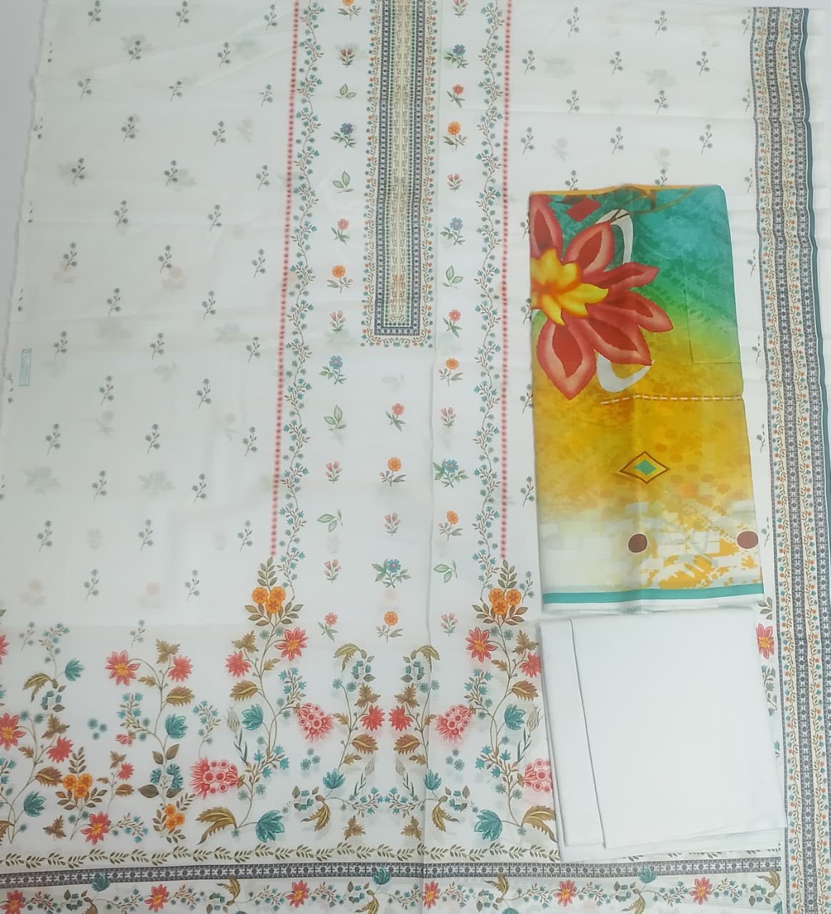 Sabeen Banadora Premium Printed Lawn 3pc Vol-1-D3