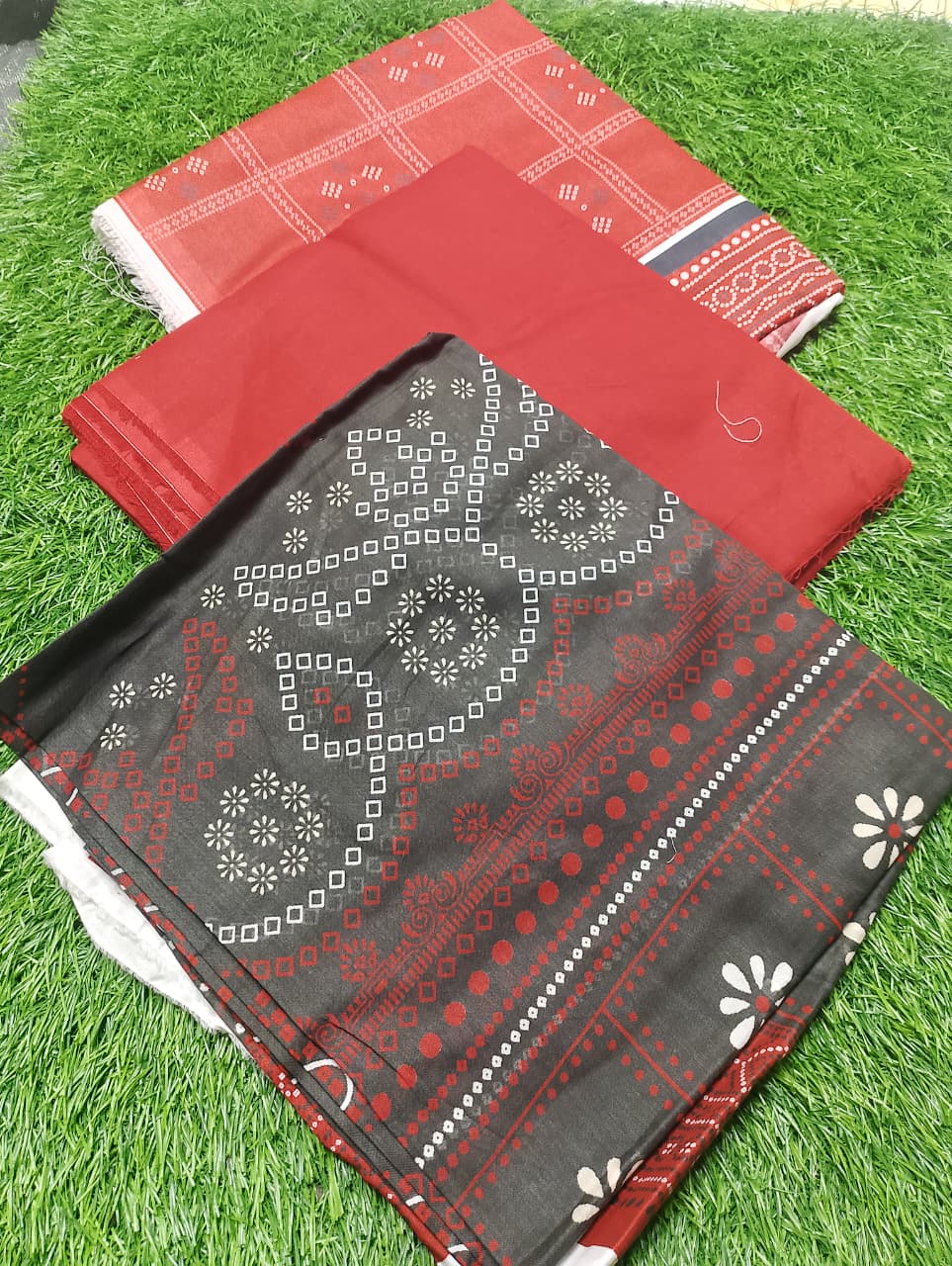 Safina Premium Printed Lawn 3pc Suit Vol-2-D2