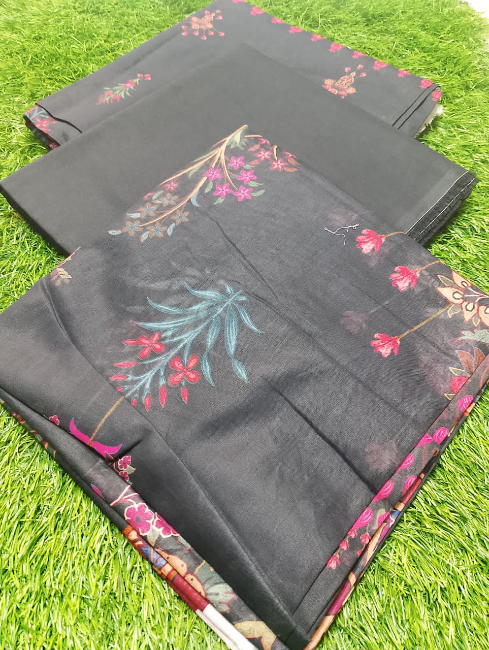 Sahar Premium Digital Printed Elegant Summer Lawn 3pc D3