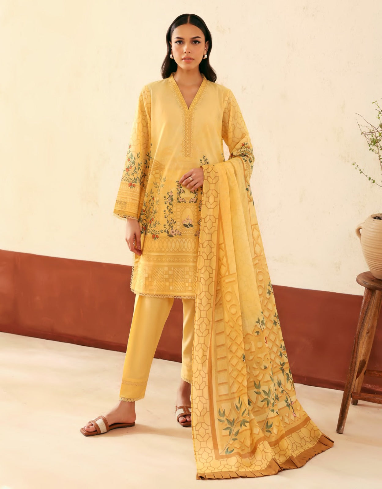 Sahar Premium Digital Printed Elegant Summer Lawn 3pc D5