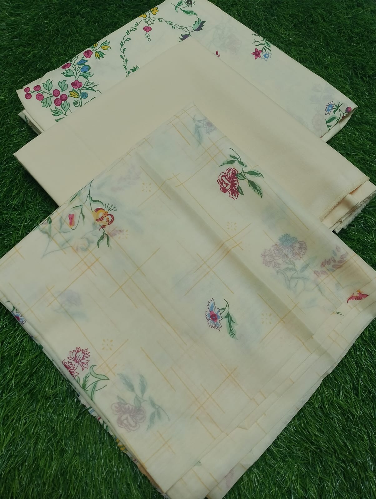 SAYA Premium Printed Lawn 3Pc Vol.07-D2