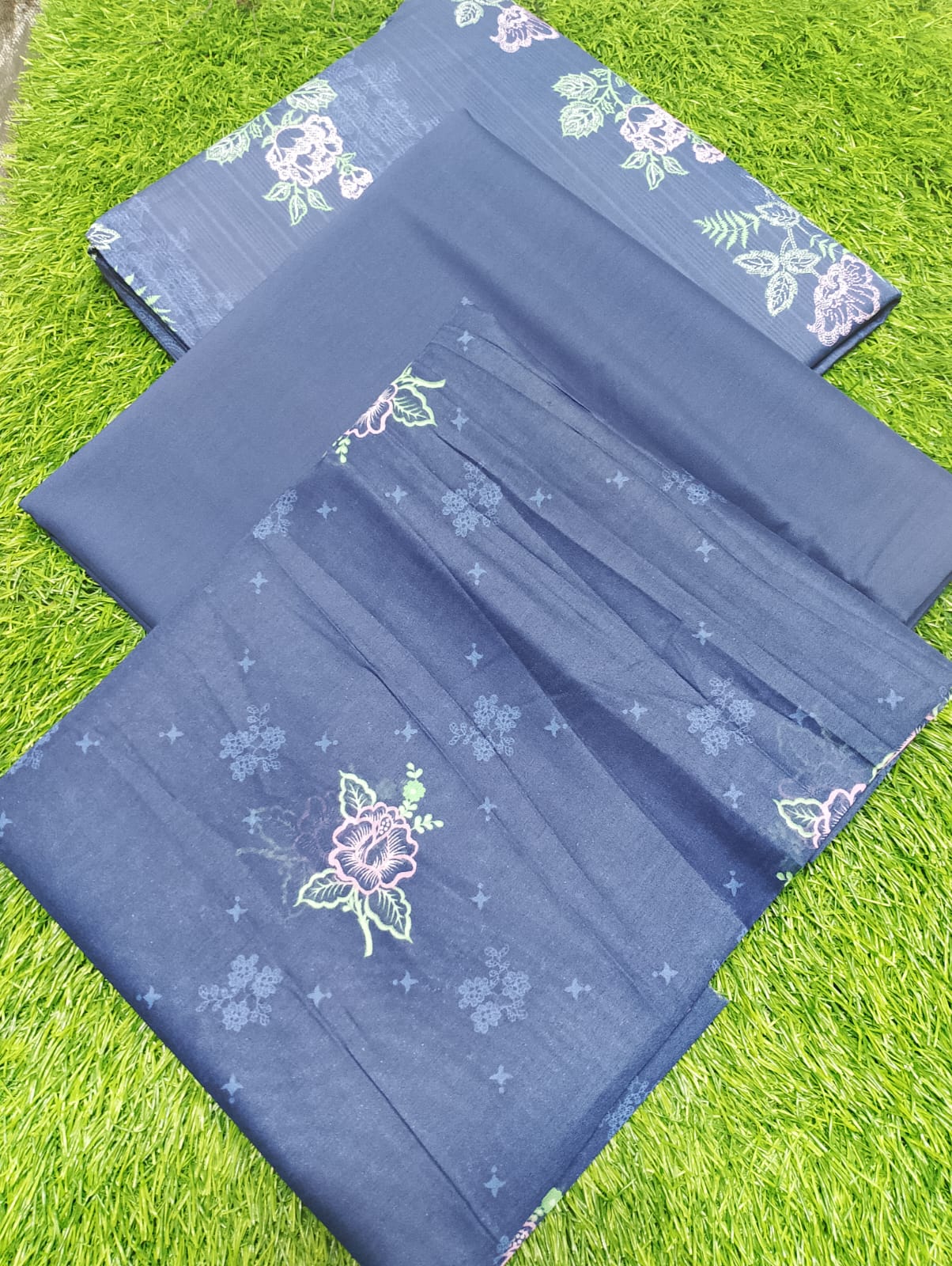 SAYA Premium Printed Lawn 3Pc Vol.07-D4