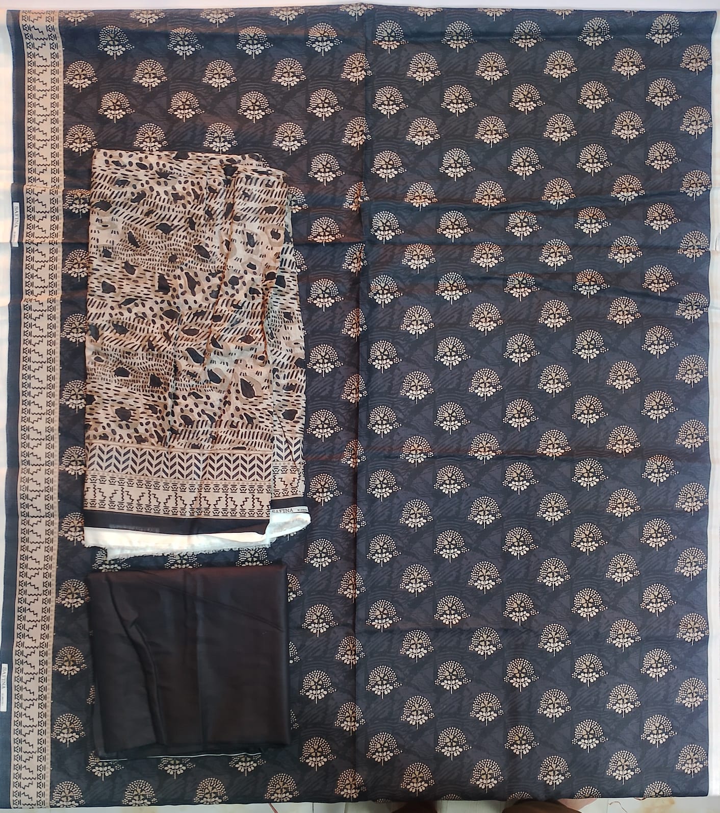 Zam Zam Luxury Style Premium Printed Lawn 3pc.D12