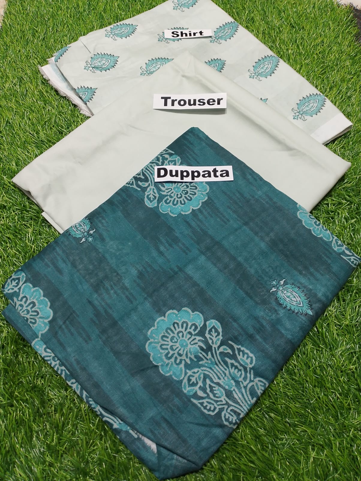 Zellbury Premium Digital Printed Lawn 3Pc-Vol-3-D14